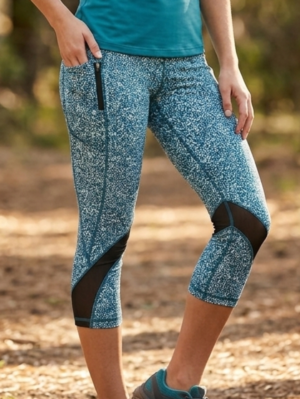 lululemon athletica Teal Dotted Performance Capris with Black Mesh Panels